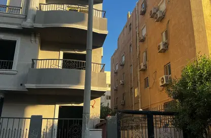 Apartment - 4 Bedrooms - 3 Bathrooms for sale in Touristic Zone 4 - Touristic Zone - Al Motamayez District - 6 October City - Giza