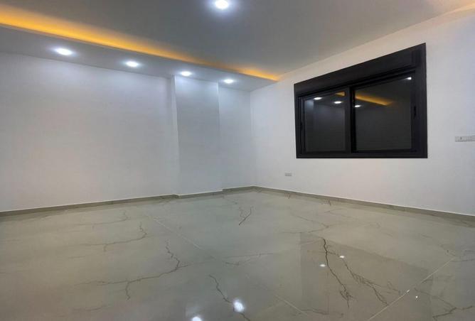 8252128 - Property Image 2