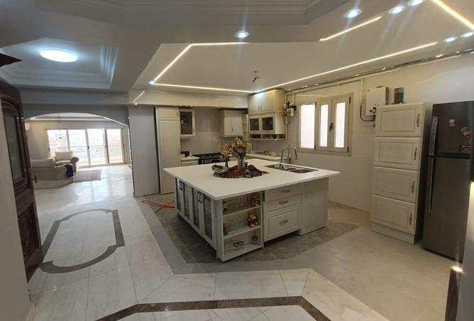 8133004 - Property Image 3