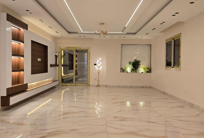 7923237 - Property Image 3