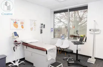 عيادة - استوديو للبيع في حى اسكان الجامعه الامريكية - كمبوندات التجمع الخامس - التجمع الخامس - مدينة القاهرة الجديدة - القاهرة