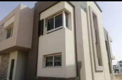 Townhouse - 4 Bedrooms - 2 Bathrooms for sale in Hyde Park - 5th Settlement Compounds - The 5th Settlement - New Cairo City - Cairo