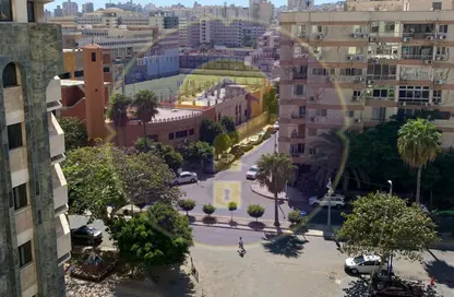 Apartment - 3 Bedrooms - 2 Bathrooms for sale in Smouha - Hay Sharq - Alexandria