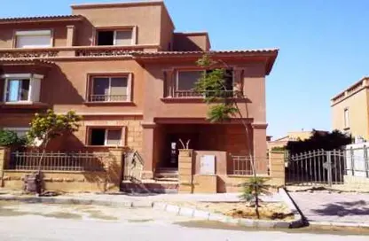 تاون هاوس - 5 غرف نوم - 4 حمامات للبيع في بيلاجيو - امتداد المستثمرين الشمالية - مدينة القاهرة الجديدة - القاهرة