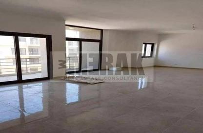 (بنتهاوس  (روف - 3 غرف نوم - 3 حمامات للبيع في مون ريزيدنس - فيفث سكوير - التجمع الخامس - مدينة القاهرة الجديدة - القاهرة