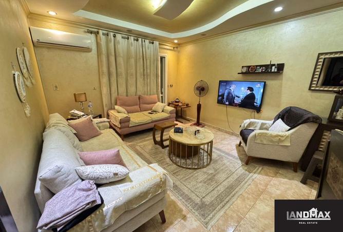 8323811 - Property Image 2