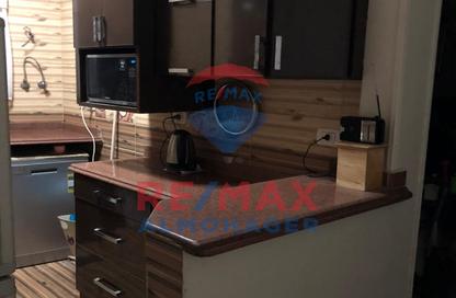 Apartment - 3 Bedrooms - 1 Bathroom for sale in 11th District - Sheikh Zayed City - Giza