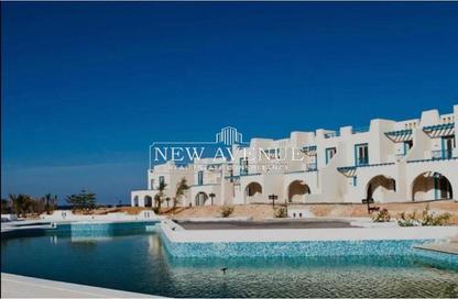 Chalet - 2 Bedrooms - 2 Bathrooms for sale in Mountain View - Ras Al Hekma - North Coast