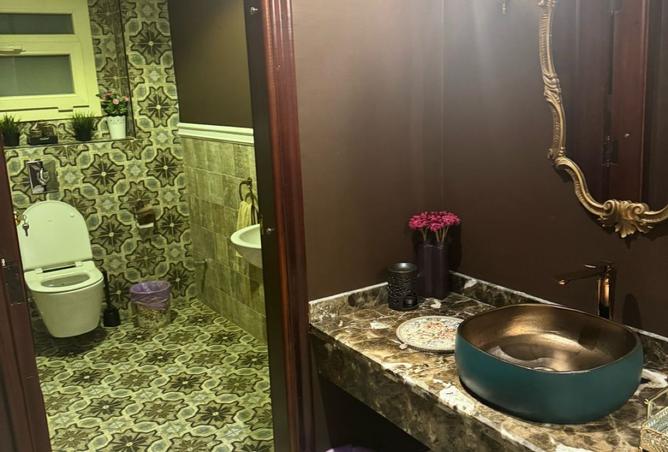 8053330 - Property Image 2