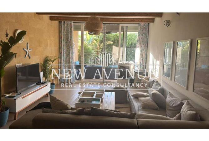 8404812 - Property Image 2