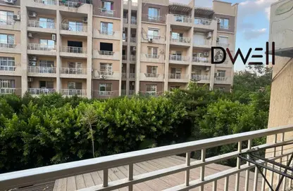 Apartment - 2 Bedrooms - 2 Bathrooms for sale in Madinaty - Cairo