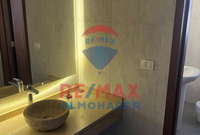 8187220 - Property Image 2