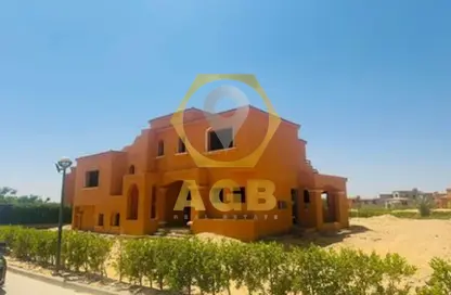 فيلا - 6 غرف نوم - 6 حمامات للبيع في وادي النخيل - طريق مصر اسكندرية الصحراوي - مدينة 6 أكتوبر - الجيزة