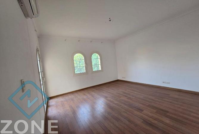8087375 - Property Image 2