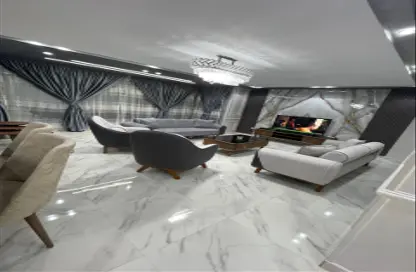 Apartment - 3 Bedrooms - 3 Bathrooms for rent in Al Motamayez District - 6 October City - Giza