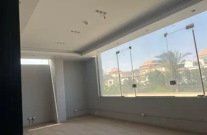 Office Space - Studio - 2 Bathrooms for rent in Gamal Abdel Nasser Axis - The 3rd Settlement - New Cairo City - Cairo