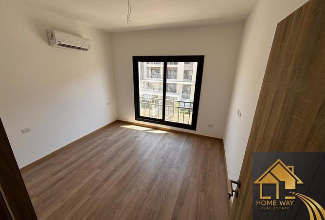 8521117 - Property Image 3