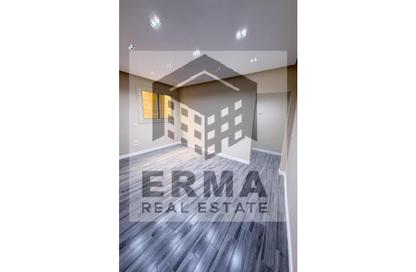 Apartment - 3 Bedrooms - 3 Bathrooms for sale in South Lotus - El Lotus - New Cairo City - Cairo