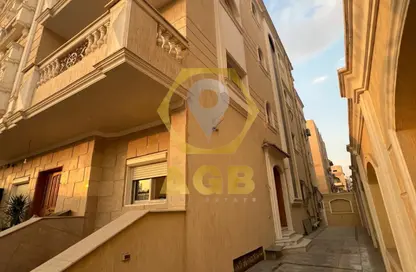 Villa - 7+ Bedrooms - 7+ Bathrooms for sale in El Koronfel - The 5th Settlement - New Cairo City - Cairo