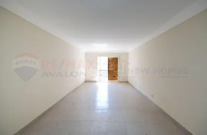 Apartment - 3 Bedrooms - 2 Bathrooms for rent in Sporting - Hay Sharq - Alexandria