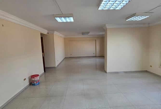 8371408 - Property Main Image