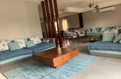 Villa - 3 Bedrooms - 3 Bathrooms for rent in Zayed Dunes Complex - 6th District - Sheikh Zayed City - Giza