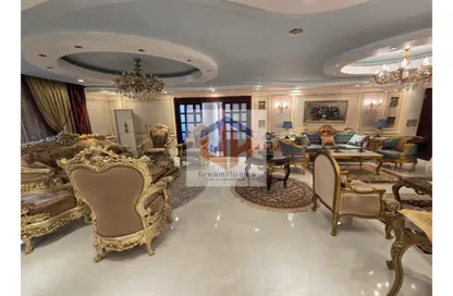 Apartment - 4 Bedrooms - 3 Bathrooms for sale in Madinaty - Cairo