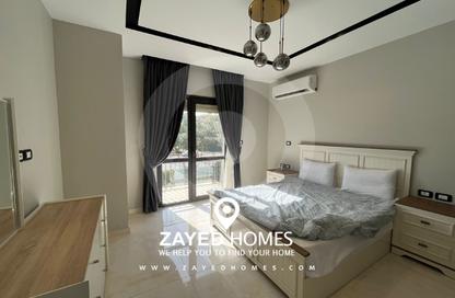 شقة - 2 غرف نوم - 2 حمامات للايجار في ذا كورت ياردز - كمبوندات الشيخ زايد - الشيخ زايد - الجيزة