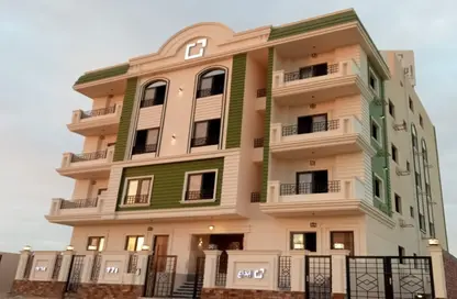 Apartment - 3 Bedrooms - 3 Bathrooms for sale in Bait Alwatan - The 5th Settlement - New Cairo City - Cairo