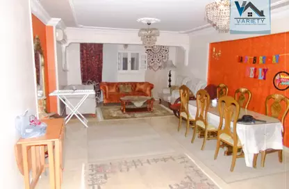 Apartment - 3 Bedrooms - 2 Bathrooms for sale in Al Souihi St. - Cleopatra - Hay Sharq - Alexandria