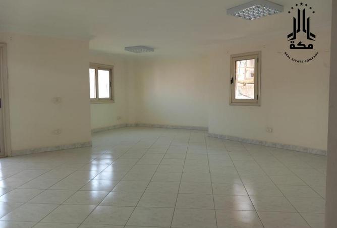 8403568 - Property Image 2