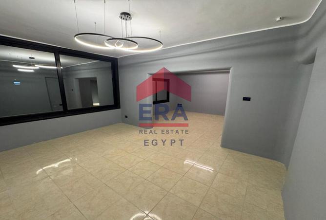 8515162 - Property Main Image