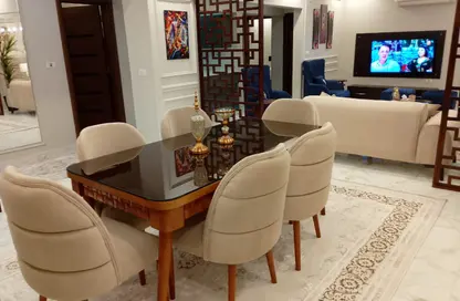 Apartment - 2 Bedrooms - 2 Bathrooms for rent in Shooting Club Street - Dokki - Giza