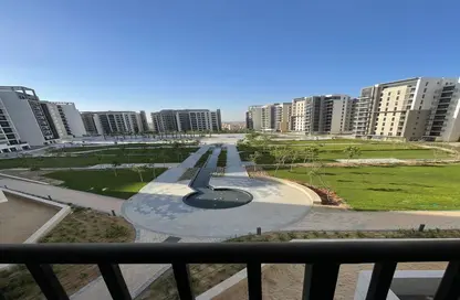 Apartment - 2 Bedrooms - 2 Bathrooms for sale in Village Views - Zed Towers - Sheikh Zayed Compounds - Sheikh Zayed City - Giza