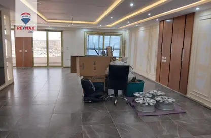 Apartment - 4 Bedrooms - 3 Bathrooms for sale in Al Shouyfat - 5th Settlement Compounds - The 5th Settlement - New Cairo City - Cairo