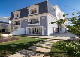 Townhouse - 3 bedrooms - 3 bathrooms for للبيع in Mountain View Chill Out Park - Northern Expansions - 6 October City - Giza