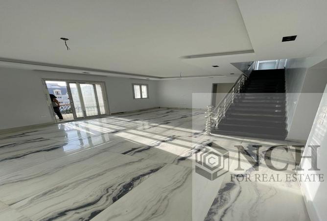 8386755 - Property Image 2