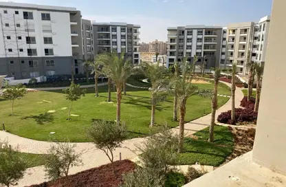 Apartment - 3 Bedrooms - 3 Bathrooms for sale in Hyde Park - 5th Settlement Compounds - The 5th Settlement - New Cairo City - Cairo