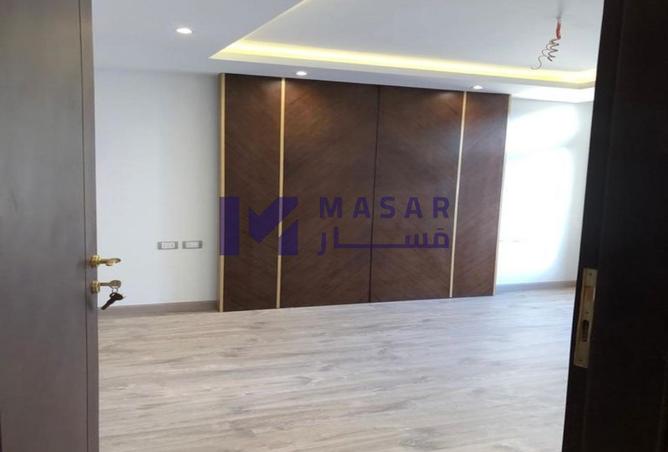 8128994 - Property Image 2