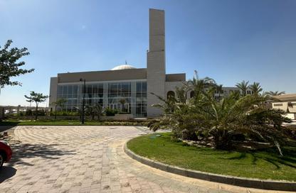 Apartment - 3 Bedrooms - 3 Bathrooms for sale in Village West - Sheikh Zayed Compounds - Sheikh Zayed City - Giza