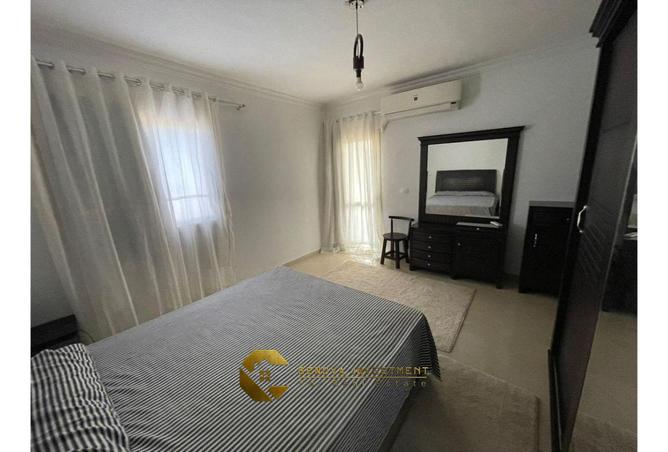 8104289 - Property Image 2