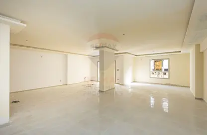 Apartment - 3 Bedrooms - 3 Bathrooms for sale in Roshdy St. - Roushdy - Hay Sharq - Alexandria Apartment - 3 Bedrooms - 3 Bathrooms for sale in Roshdy St. - Roushdy - Hay Sharq - Alexandria