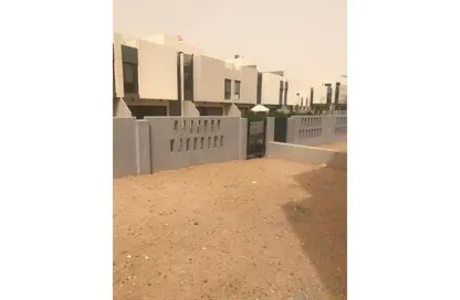 تاون هاوس - 3 غرف نوم - 3 حمامات للبيع في كمبوند البروج - كمبوندات الشروق - مدينة الشروق - القاهرة