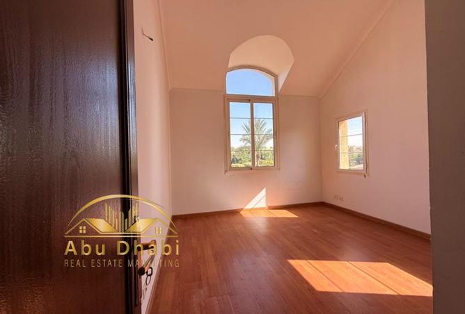 8443527 - Property Image 3