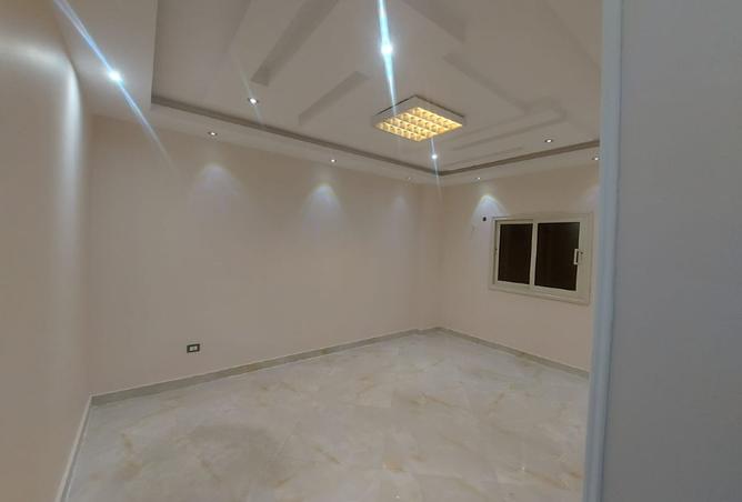 8309240 - Property Image 2