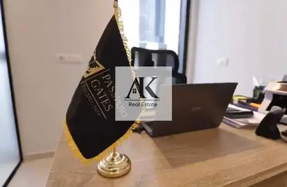 مساحات مكتبية - استوديو للايجار في مول هايد بارك بيزنس - شارع التسعين الجنوبي - التجمع الخامس - مدينة القاهرة الجديدة - القاهرة