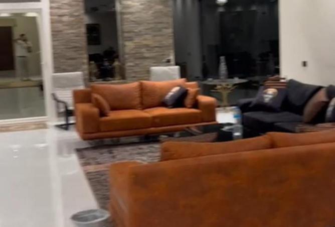 8153047 - صورة العقار 3