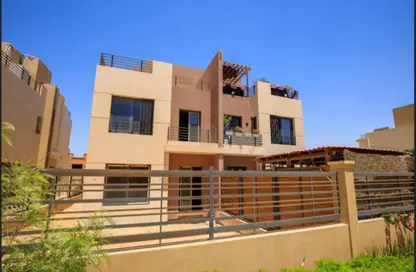 Twin House - 4 Bedrooms - 4 Bathrooms for sale in Green 3 - 2nd District - Sheikh Zayed City - Giza