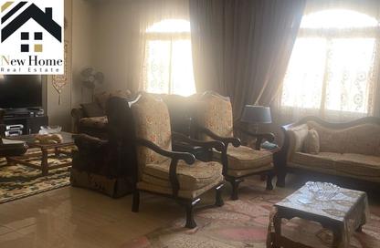 Apartment - 4 Bedrooms - 2 Bathrooms for sale in Abou El Houl - New Cairo City - Cairo