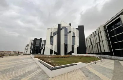 Office Space - Studio - 2 Bathrooms for rent in Hyde Park - New Cairo City - Cairo